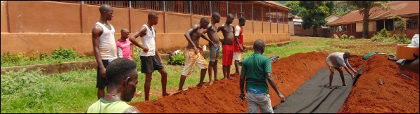 Installing the Flexigester in Freetown, Sierra Leone